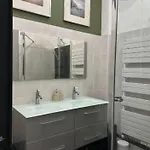 ベッド・アンド・ブレックファスト Chateau La Tour Blanche