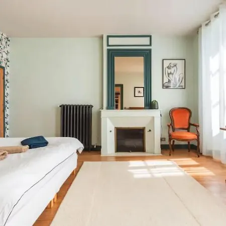 Chateau La Tour Blanche Bed & Breakfast