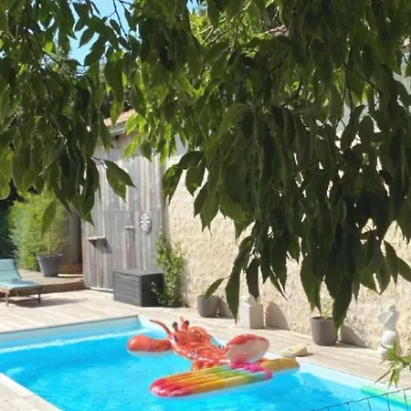 Chateau La Tour Blanche Bed & Breakfast