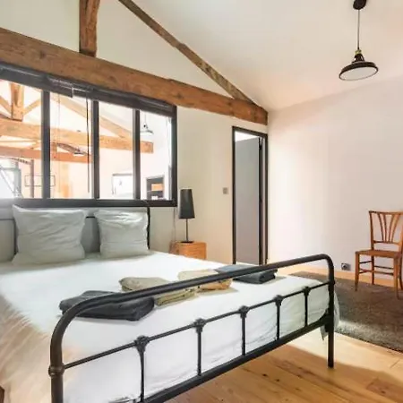 Chateau La Tour Blanche Bed & Breakfast *